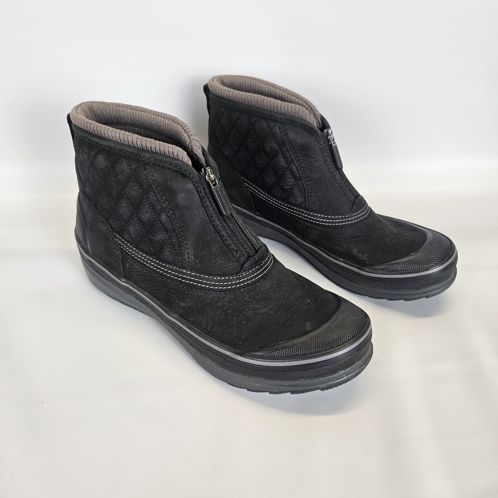 Clarks Quilted Black Winter Boots